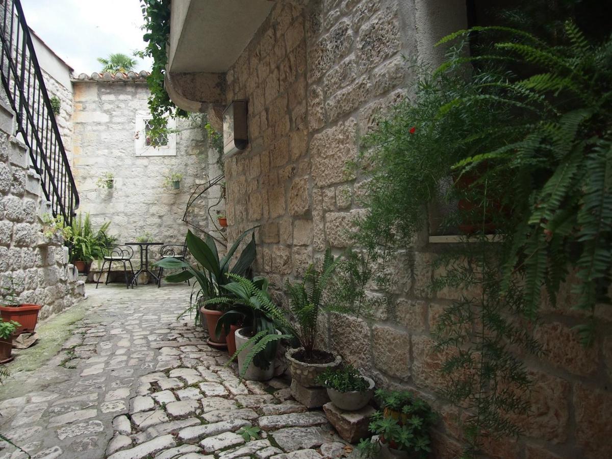 Rooms & Studio Stipcic Trogir Buitenkant foto